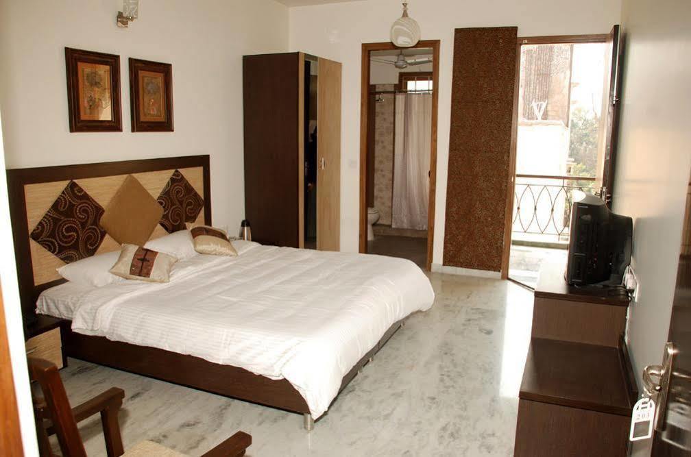 East End Retreat Bed & Breakfast New Delhi Exterior photo